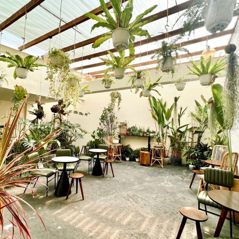 Unique Café