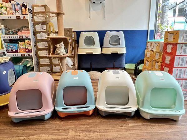 Urban pet shop