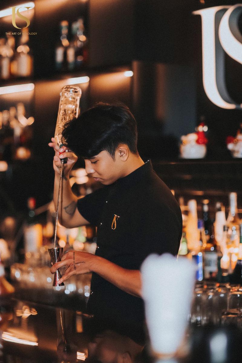 U.S Bar - The Art Of Mixology