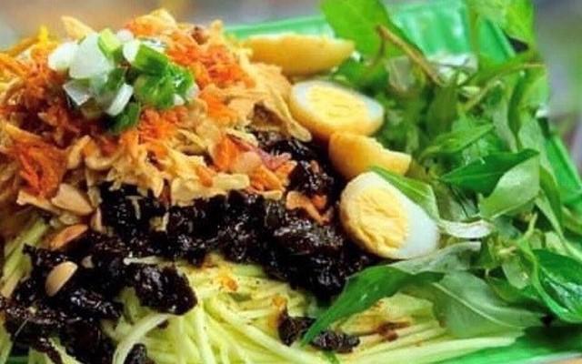 Út Sài Gòn - Bánh Tráng Trộn & Bún Riêu