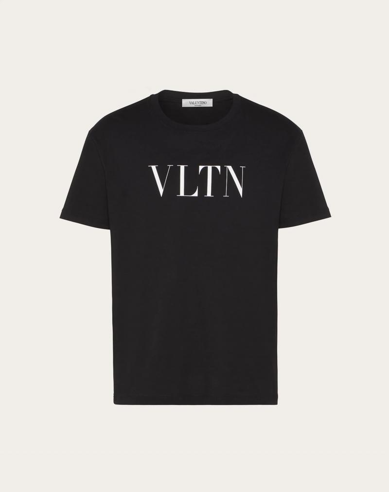 Thương hiệu áo phông đắt đỏ Valentino