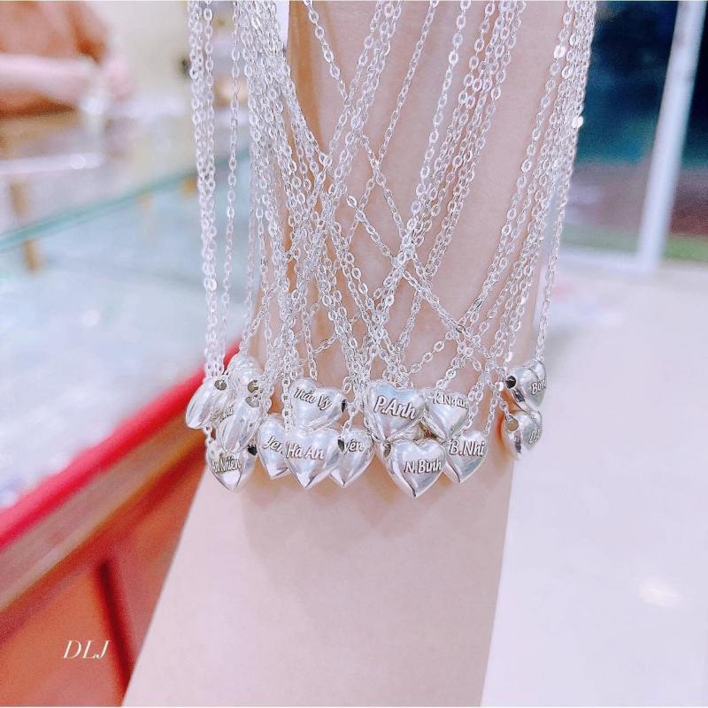 Vàng Bạc Đá Quý - Đông Ngân