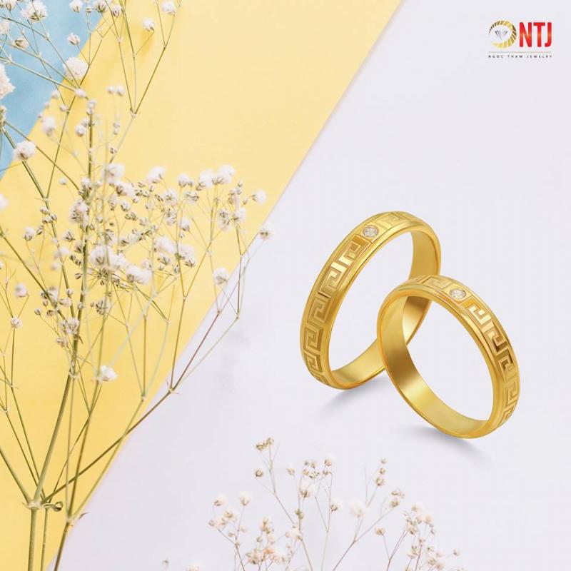 Vàng Bạc Đá Quý Ngọc Thẫm