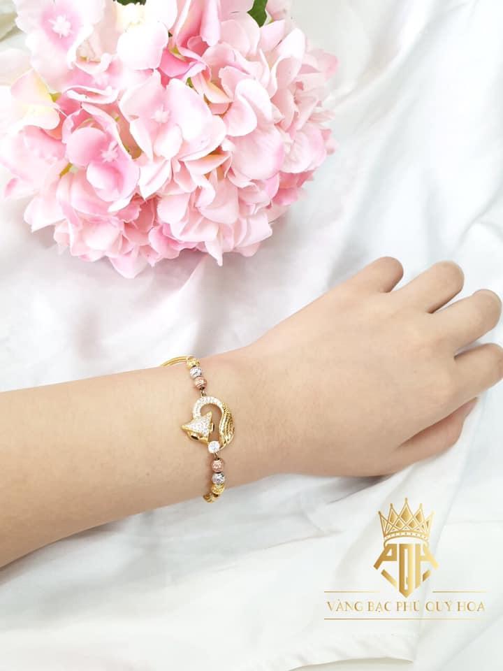 Lắc tay hồ ly do Vàng bạc Qúy Hoa chế tác