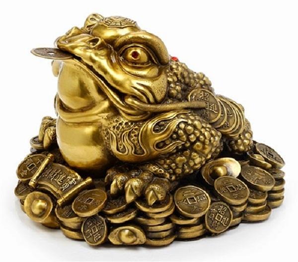 Thiềm thừ - vật phẩm phong thủy được nhiều cửa hàng trưng bày