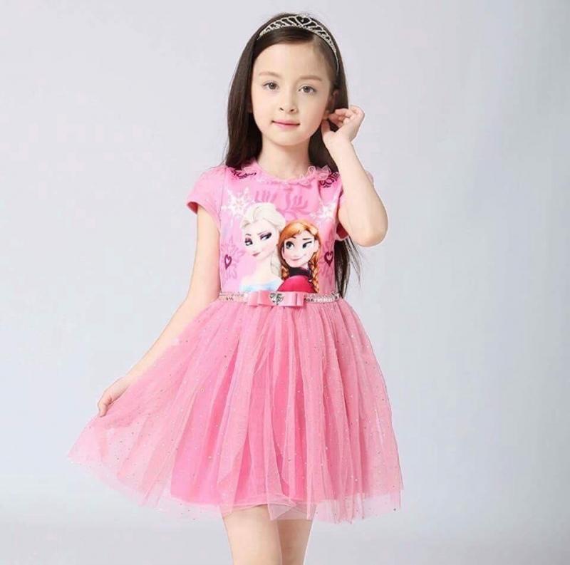 Chiếc váy công chúa  đáng yêu cho mùa hè ý nghĩa