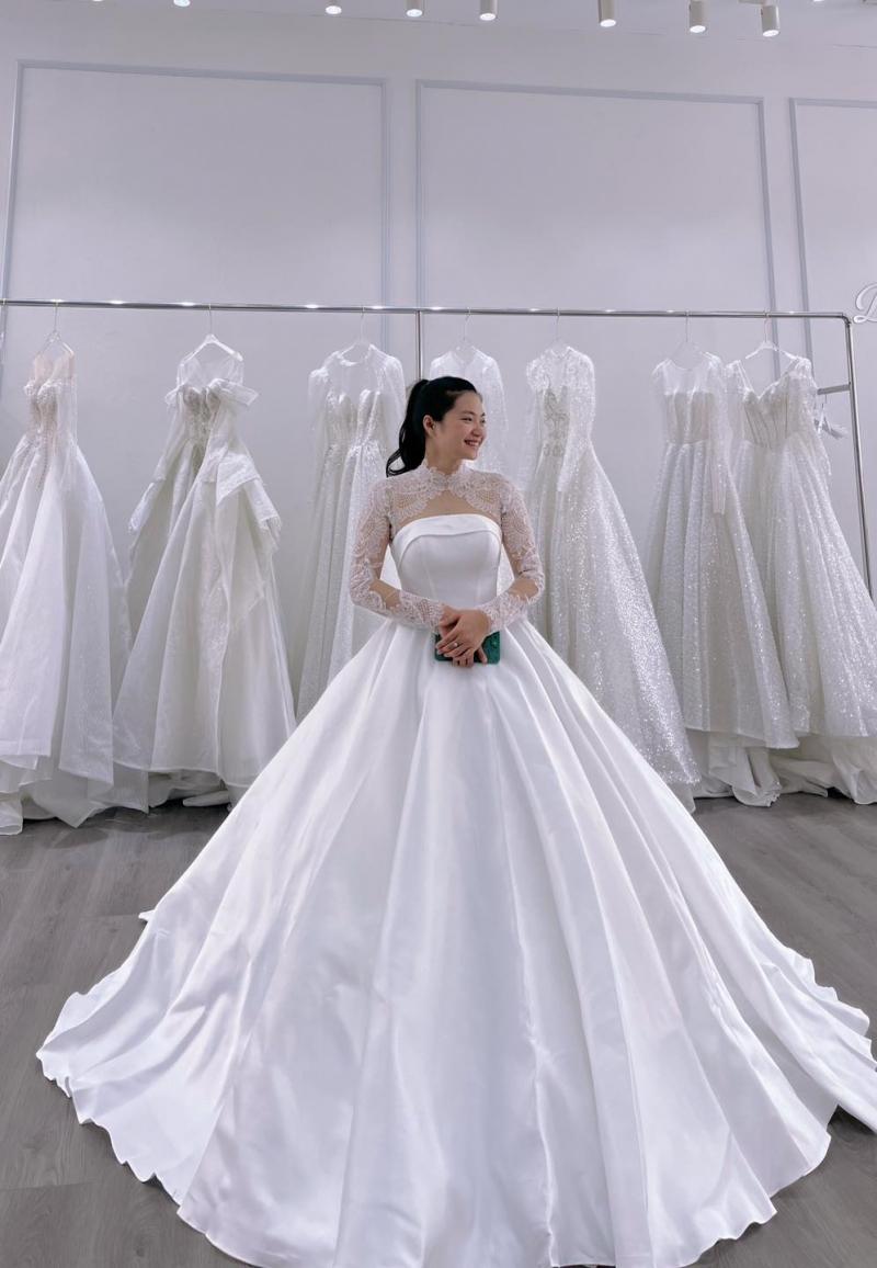 Váy cưới Bride to Be