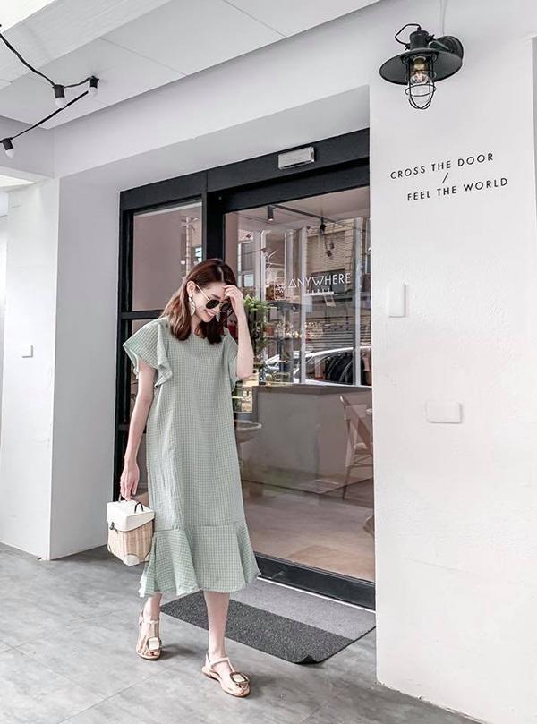 Váy liền nhấn đuôi cá