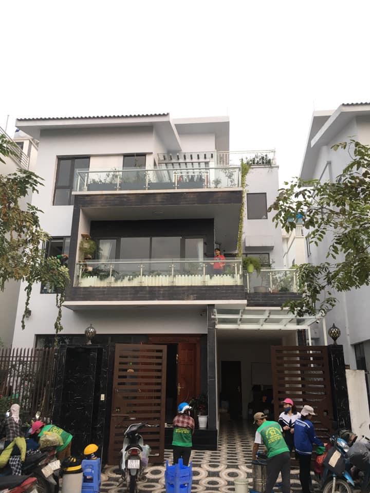 Công ty TNHH Dịch Vụ & Thương Mại First House