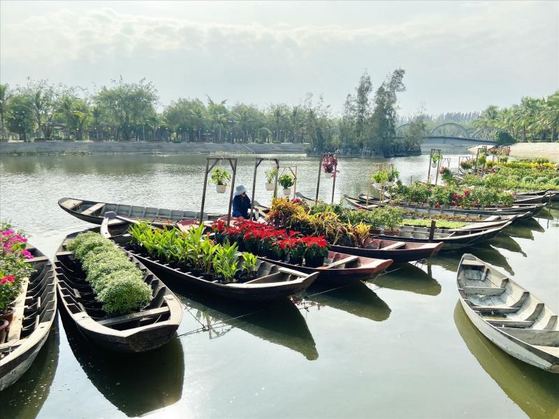 Về với Long An