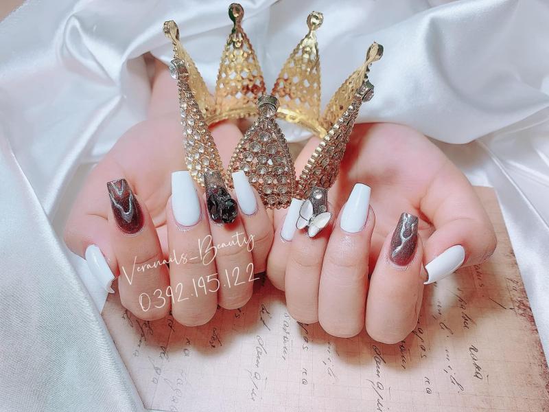 Vera Nails (Bàn Thị Thanh Huyền)