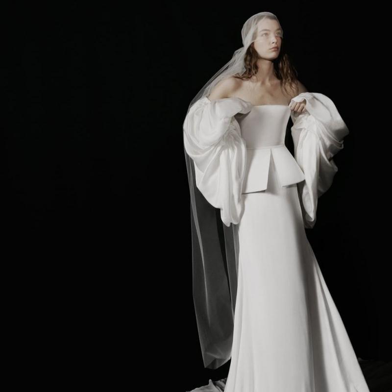 Váy cưới của Vera Wang