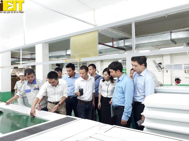 Viện kinh tế và thương mại quốc tế iEIT