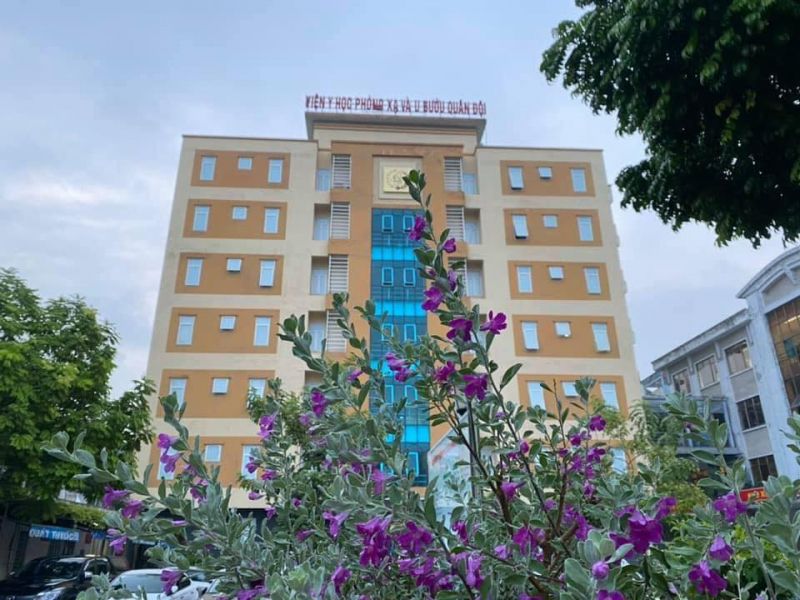 Viện y học phóng xạ và u bướu Quân đội