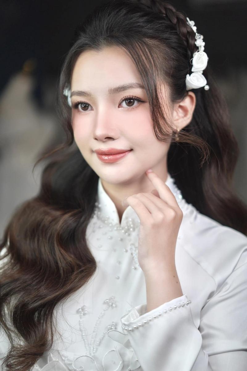 Việt Nguyễn Bridal