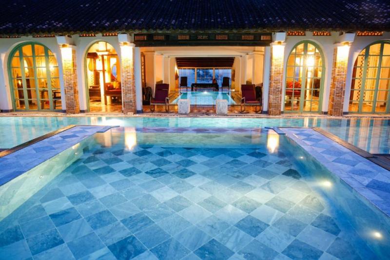 Villa Louise Beach Resort