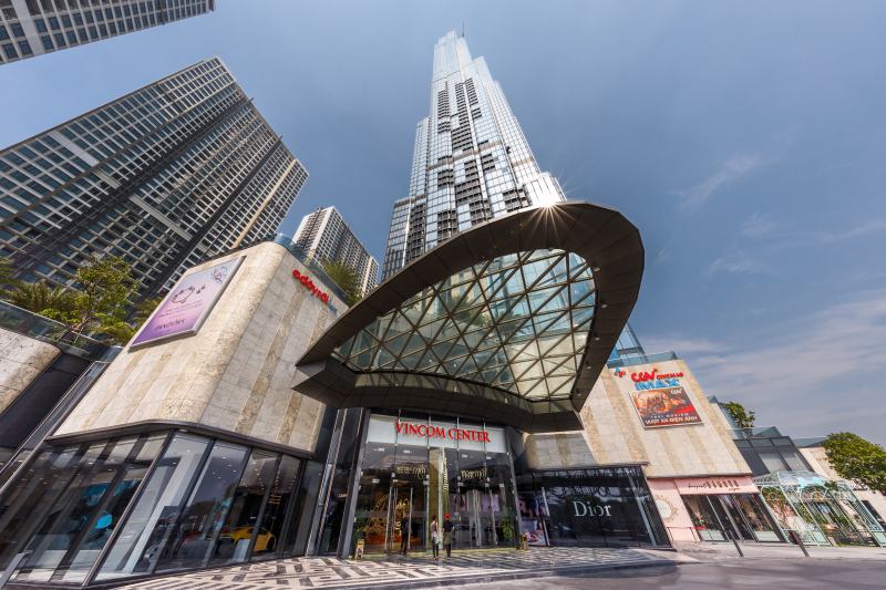 Hình ảnh trung tâm thương mại (TTTM) Vincom Center Landmark 81 tại tòa nhà cao nhất Việt Nam Landmark 81.