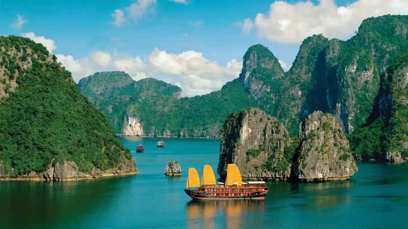 Đoạn văn ghi lại cảm xúc về 1 bài thơ - Những cánh buồm