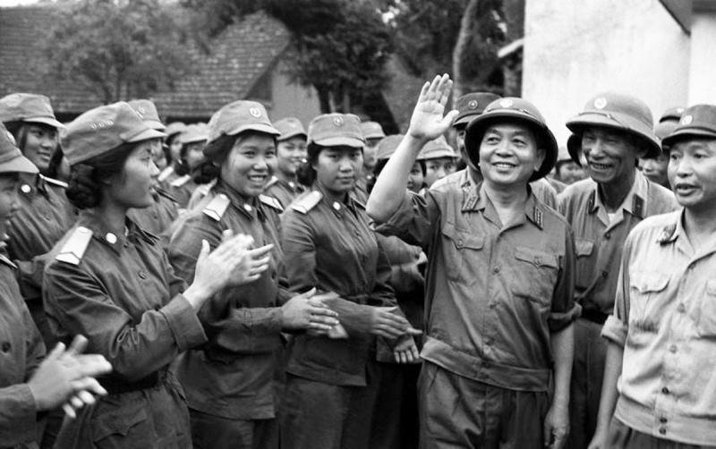 Võ Nguyên Giáp (1911-2013)