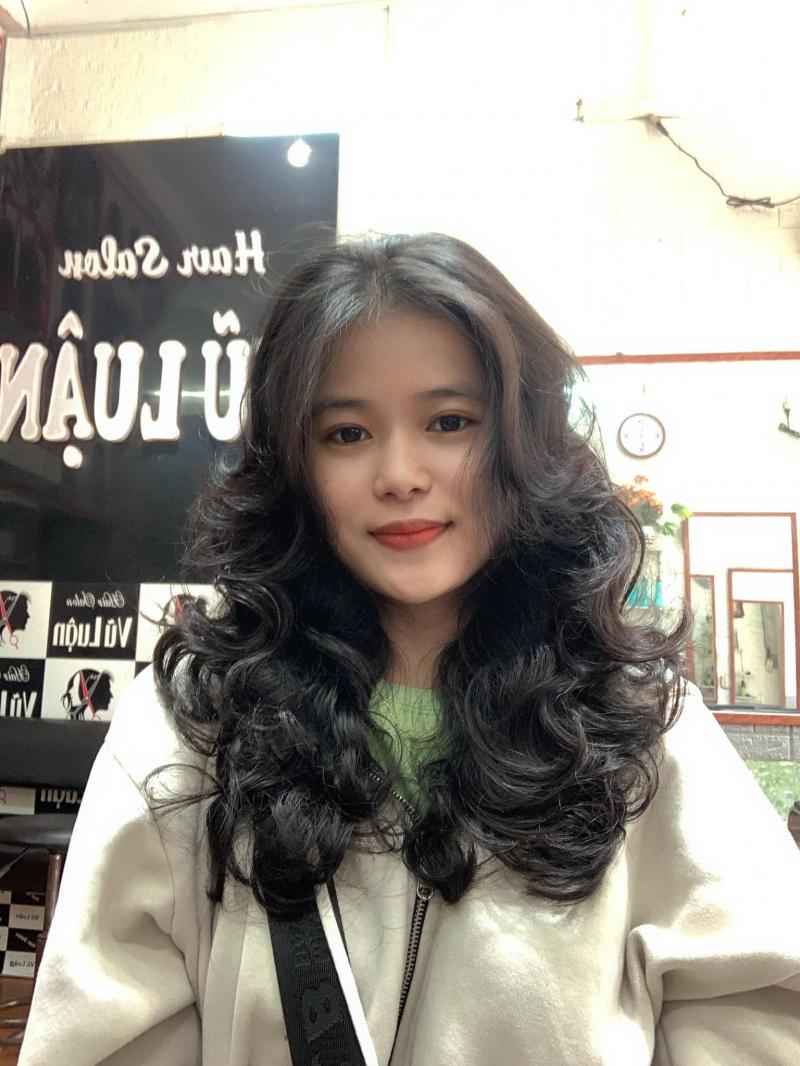 Vũ Luận Hair Salon
