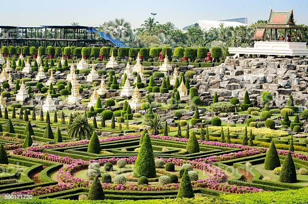Vườn bách thảo nhiệt đới Nongnooch, Thái Lan