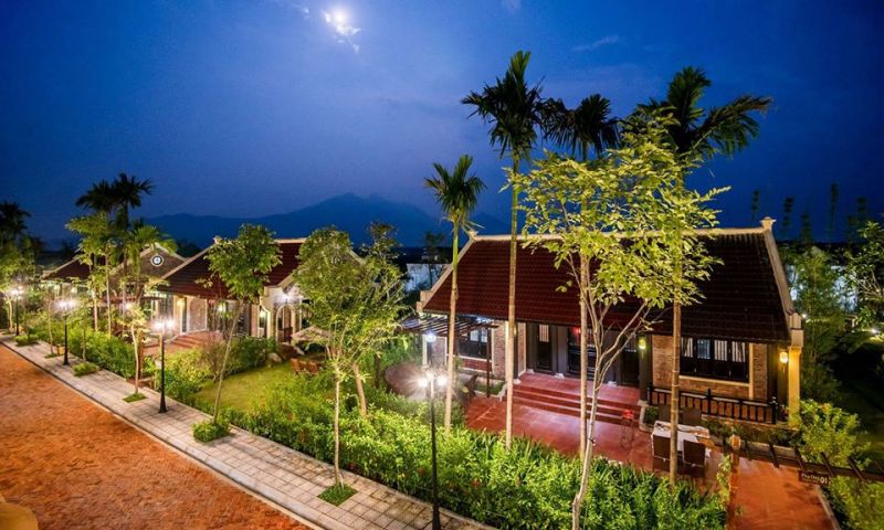 Vườn Vua Resort & Villas
