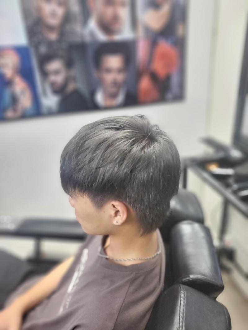 VvA HAIRCUTS FOR MEN