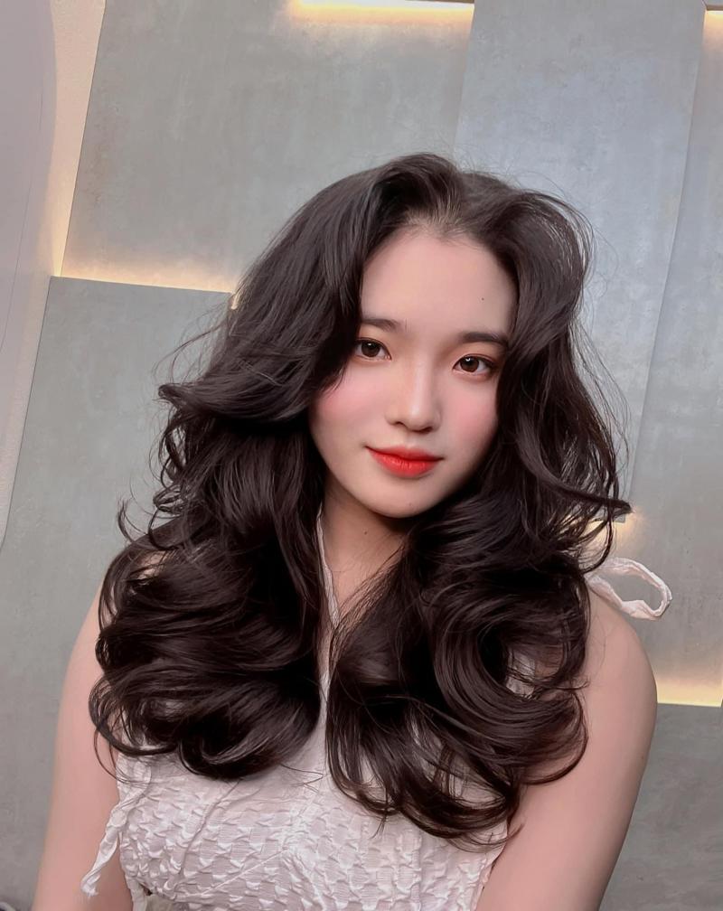 WAW Hair Studio