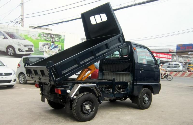 Xe ben Suzuki