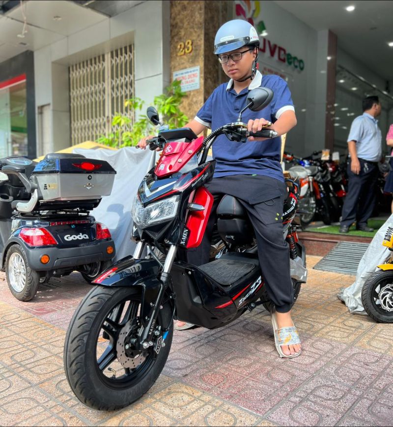 Xe điện Chung Dung Nha Trang