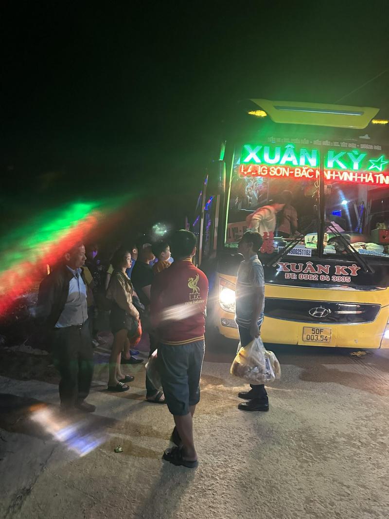 Xe Khách Xuân Kỳ