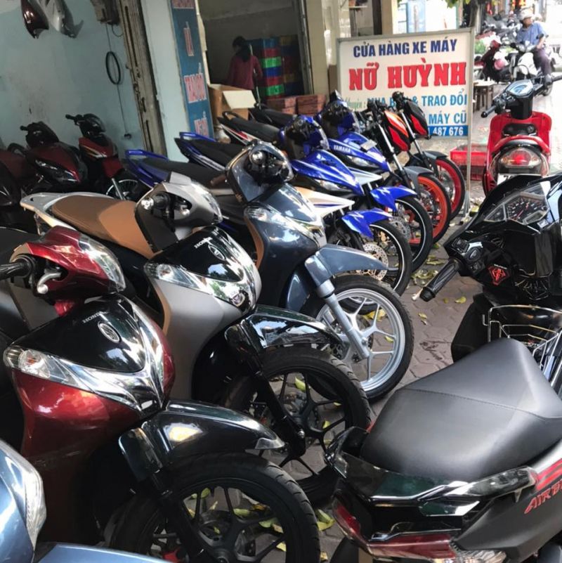 Xe máy Huỳnh Nữ