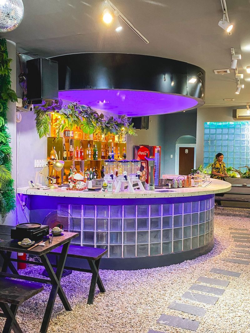 XI Lounge - Bar