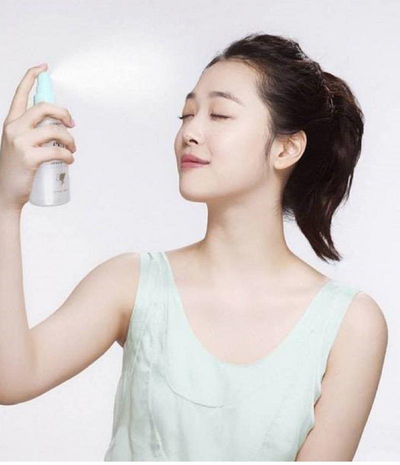Xịt khoáng dưỡng da