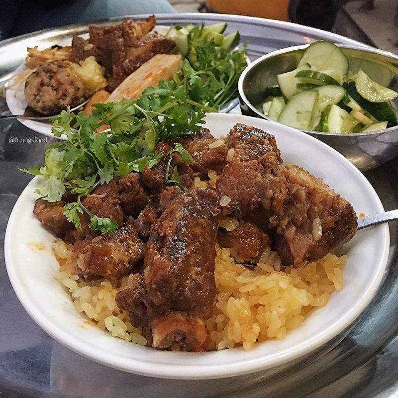 Xôi sườn cay