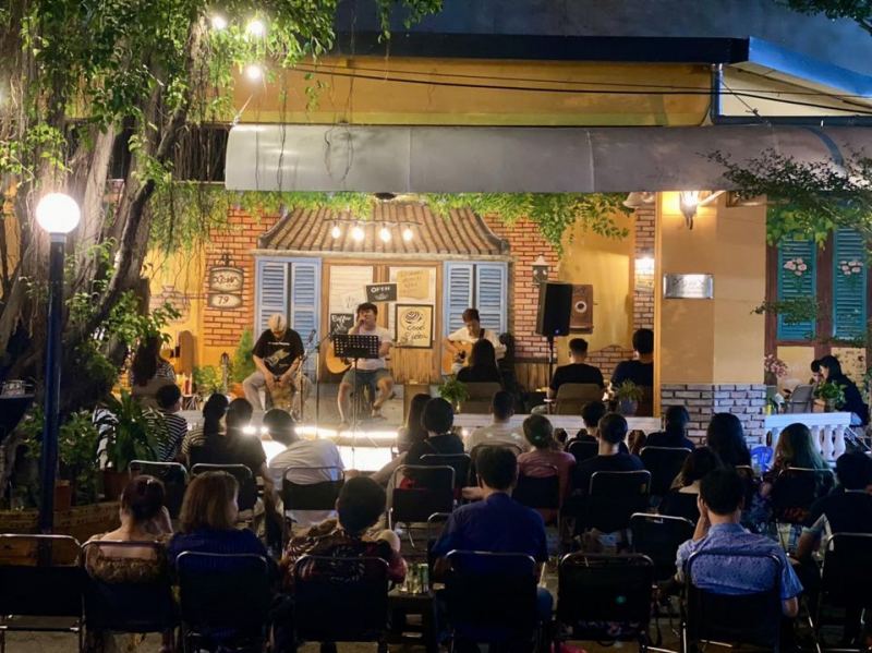 Xóm Cà Phê Acoustic