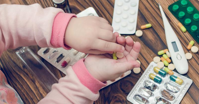 Tránh xa tầm tay của trẻ em