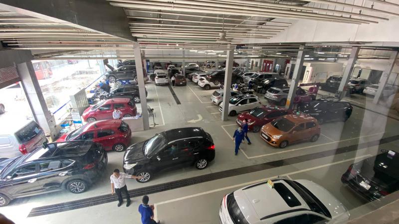 Xưởng dịch vụ Phạm Văn Đồng