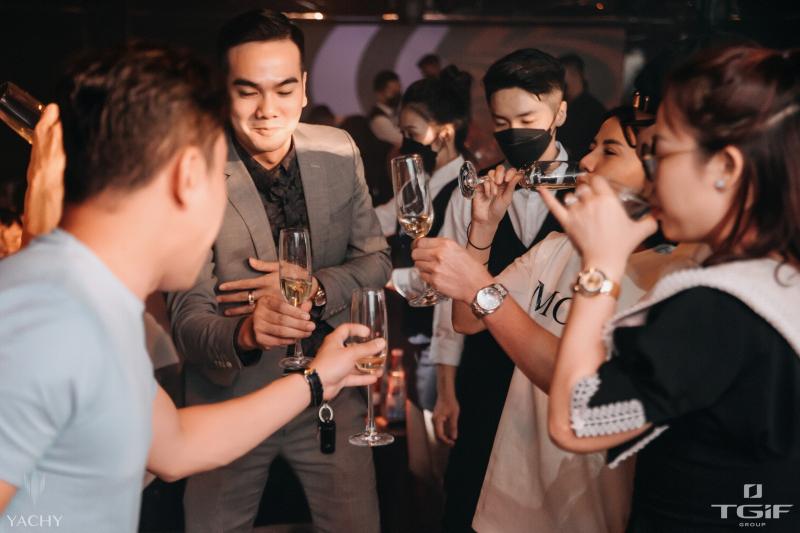 Yacht Lounge Đà Nẵng – Yachy