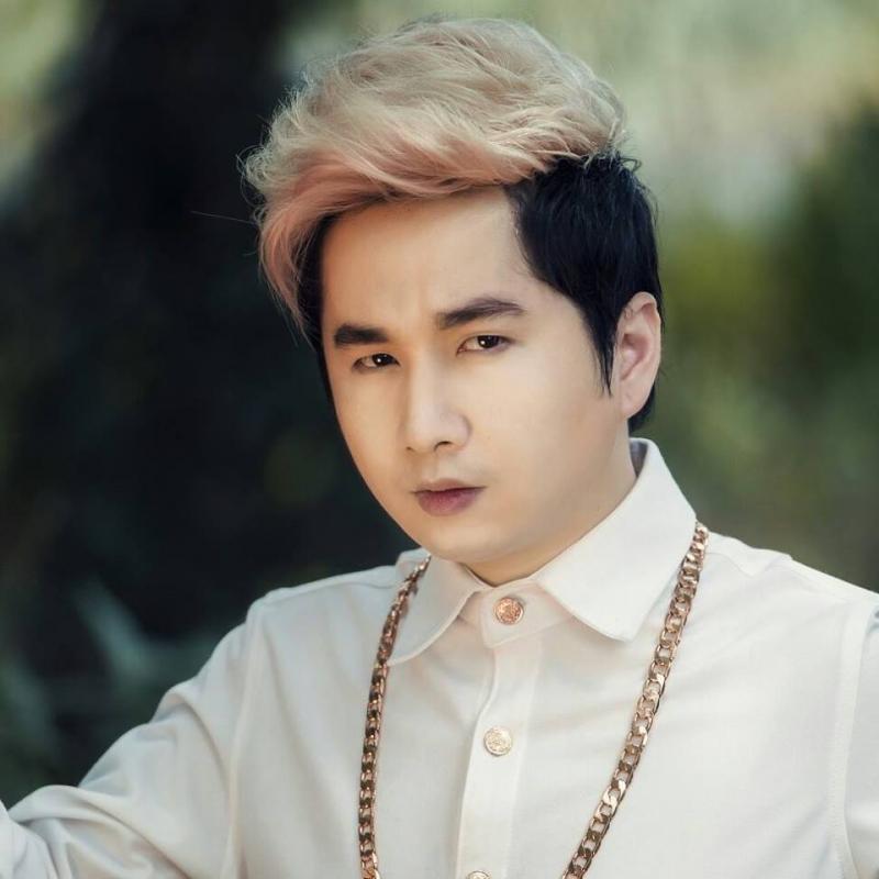 Ca sĩ Bằng Cường