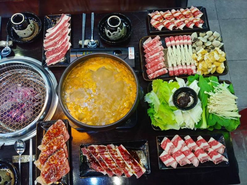 Buffet ngon hấp dẫn tại nhà hàng