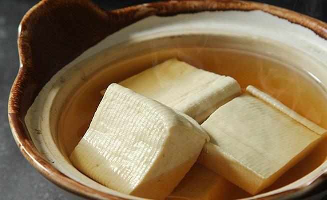 Bản chất nó là món đậu phụ luộc.