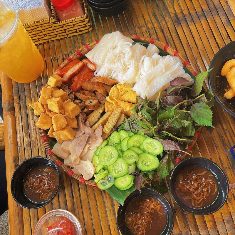 Yum Food